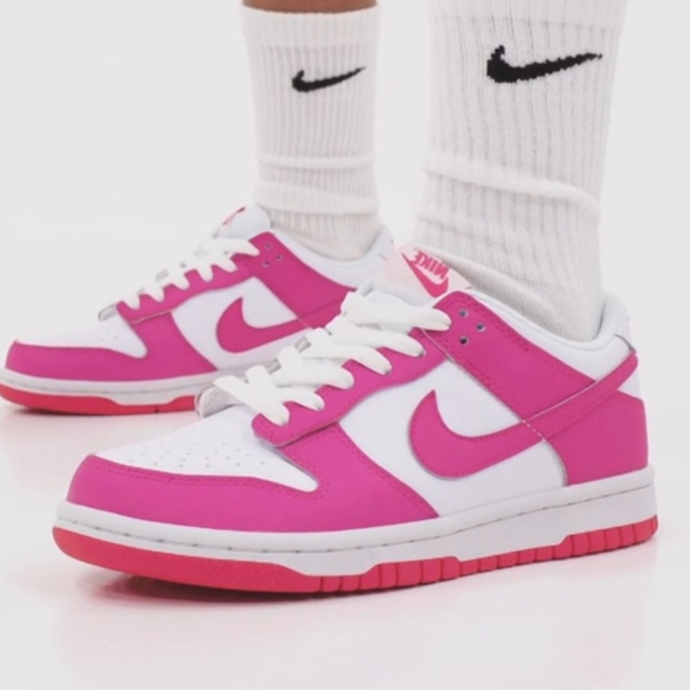 Hot Pink Nike Dunk Women’s